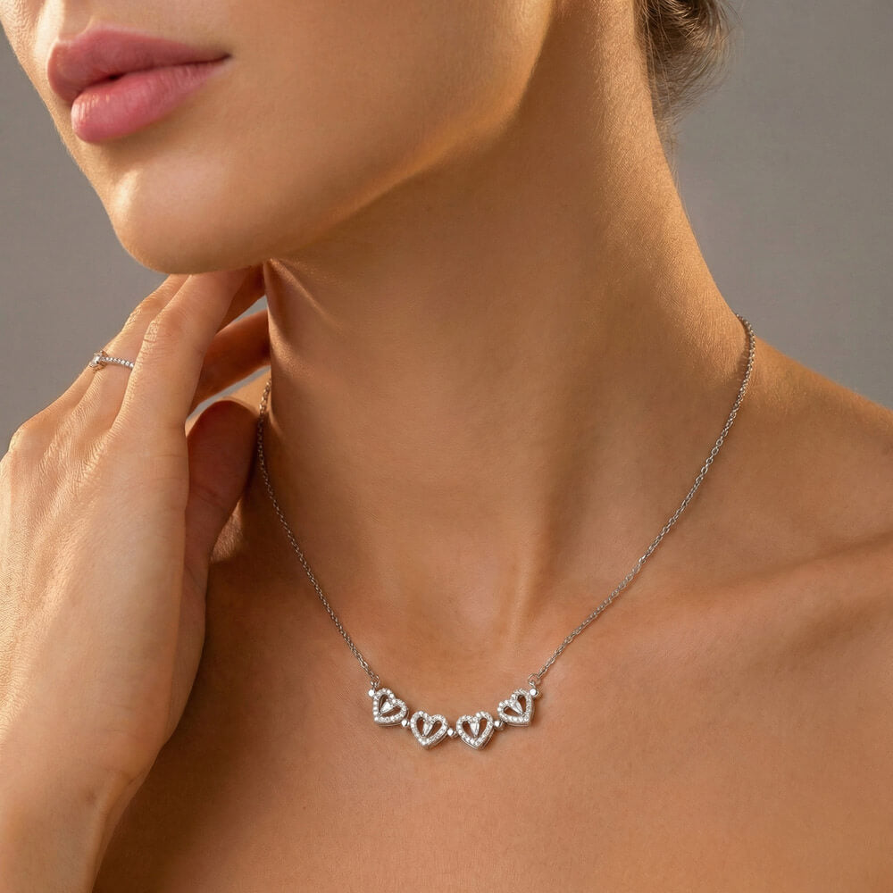 To My Beautiful Daughter_Magnetic Hearts Necklace_Black